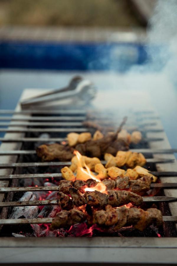 Al Badayer Retreat By Sharjah Collection Hotel Margham Exterior foto Grilling