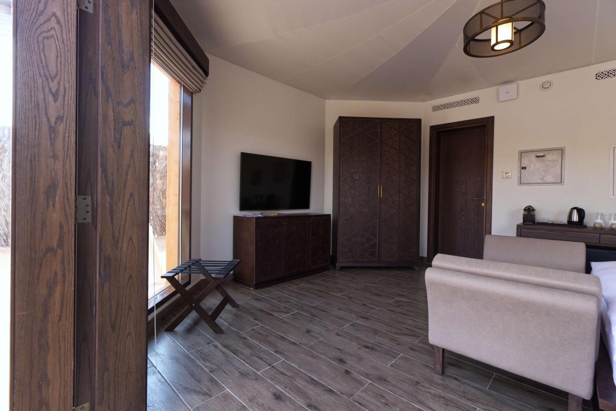 Al Badayer Retreat By Sharjah Collection Hotel Margham Exterior foto A bedroom at the hotel